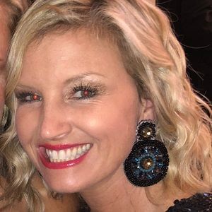 Meet your Posher, Juli